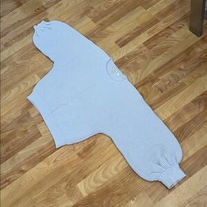 VGUC Elegant Lavender Gray Crew Neck Sweater Balloon Sleeves sz S Viscose blend